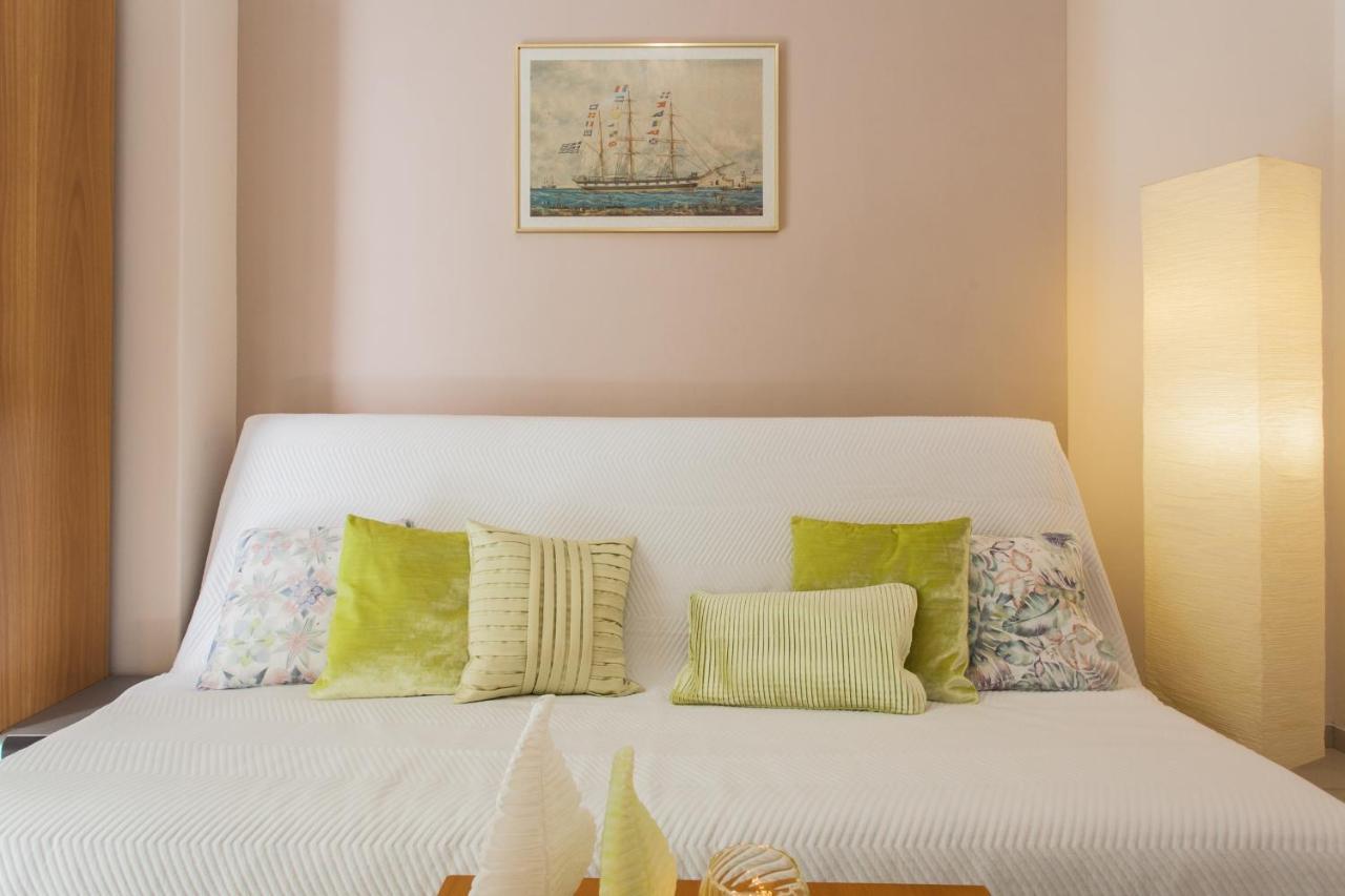 Central Apartment At Plaka 1 Bed For 2 Pers Афины Экстерьер фото